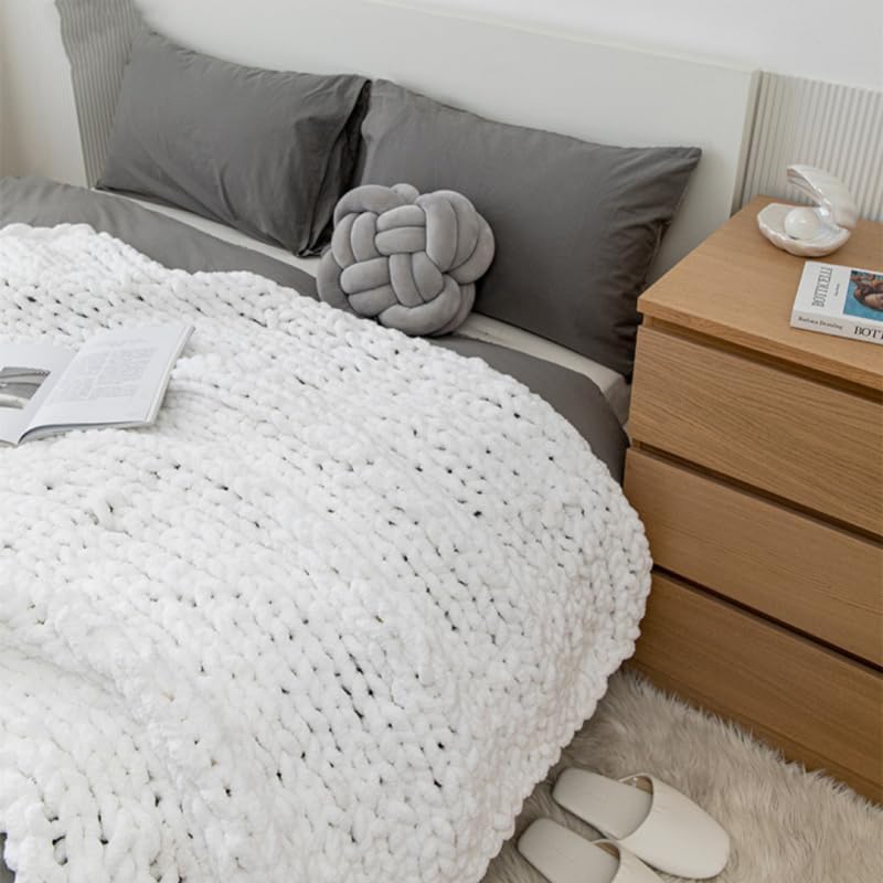White Chunky Chenille Knit Throw Blanket