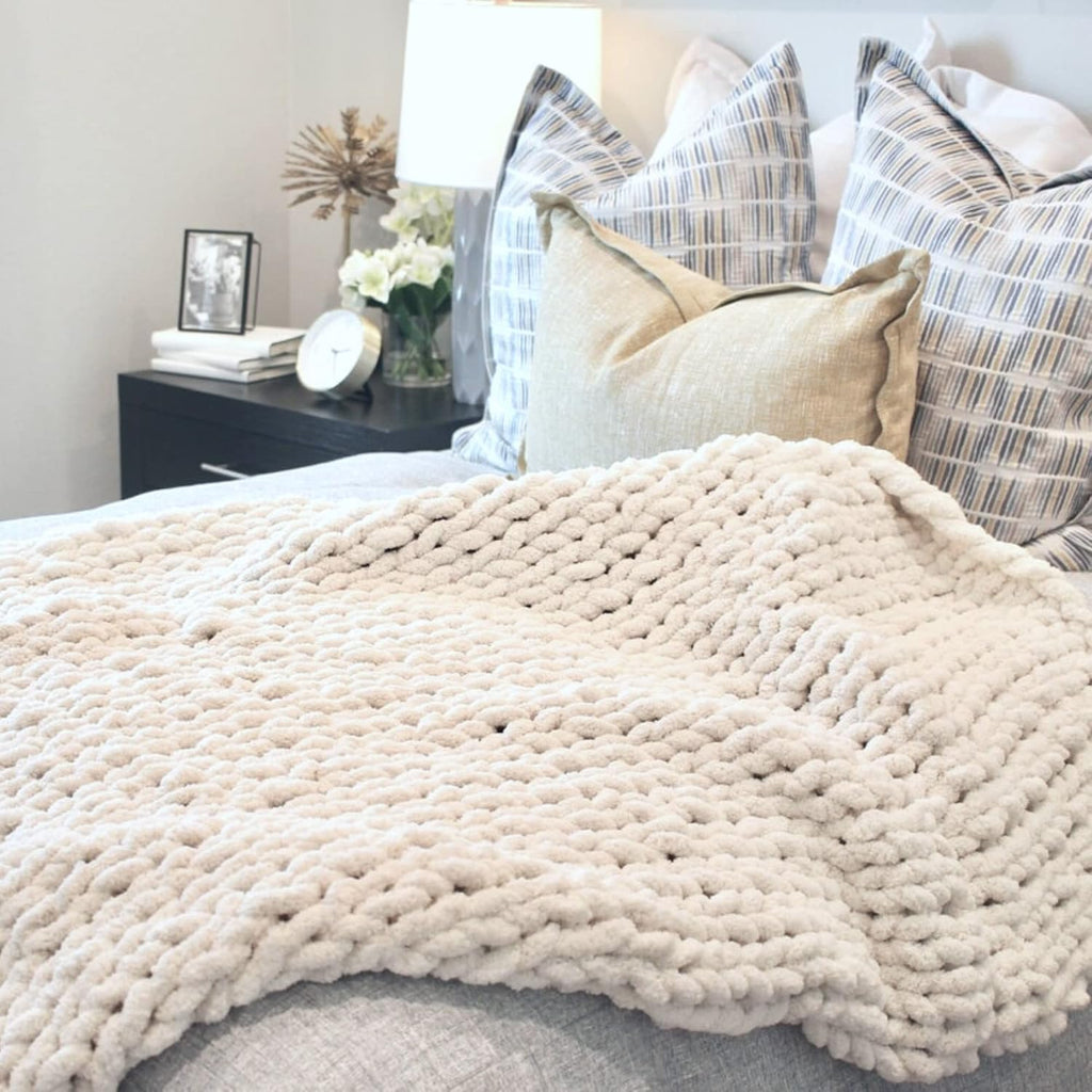 Cream White Jumbo Chenille Chunky Knit Throw