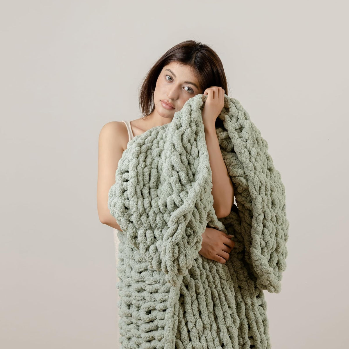 Sage‑Green Chunky Knit Throw Blanket